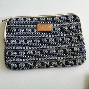KAYOND elephant laptop sleeve/case